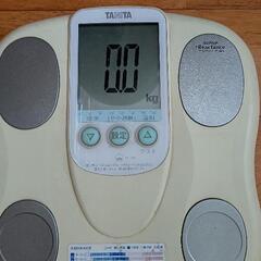 タニタ体重計