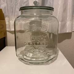 米びつ ガラスの入れ物 水槽