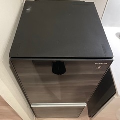 シャープ　冷蔵庫
の画像
