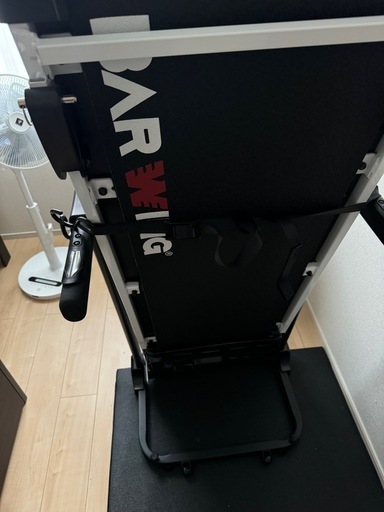 トレーニングマシン
