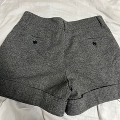 UNIQLO ウールショートパンツの画像