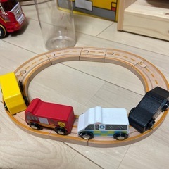 木製　車　おもちゃ