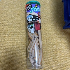 木製　車　おもちゃの画像