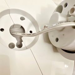 オシャレなタワー型の扇風機の画像