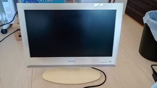 【お取引中】TOSHIBA 　19V型液晶テレビ