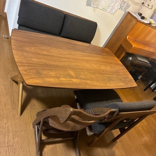 大きめダイニングテーブル　ベンチソファー　ベビーチェアセット(バラ売り⭕️)