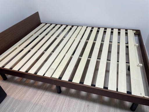 ダブルベッド フレーム