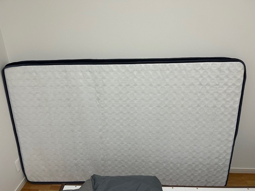 【新品・未使用】　ニトリセミダブルマットレス