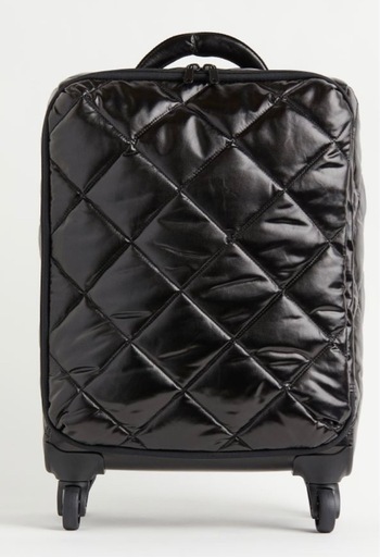 最終価格　新品タグつき　キルティングキャビンバッグ　スーツケース　キャリーバッグ