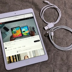 アップル Apple アイパッド  iPad タブレット  動画視聴、ネットサーフィンなどに！  ①の画像