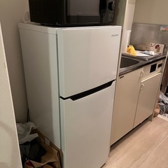 2021年製　HISENSE  冷蔵庫120L
