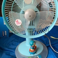 ドラえもん卓上扇風機の画像