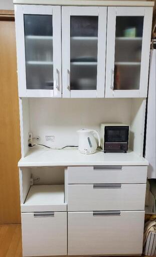 ニトリ　ダリア　キッチンボード　食器棚