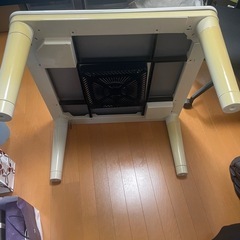 こたつ机の画像