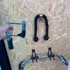 ラットプルダウンマシン（タフスタッフ社）
の画像