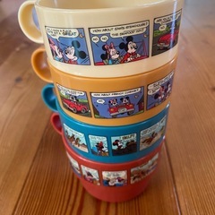 ケース付きスタッキングコップミッキーの画像