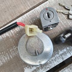 ＝完売＝■スーパーカブ 50 FI カスタム AA01 純正キーセット タンクキャップ/メットホルダー/ハンドルロック/鍵/カギ /4極/キー2本/リトルカブ/90の画像