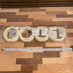 【未使用】 IKEA (イケア) KOMPLEMENT マルチユースハンガー (オフホワイト) ベルトハンガー ネクタイハンガー ハンガーの画像