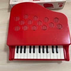 カワイ　ミニピアノ