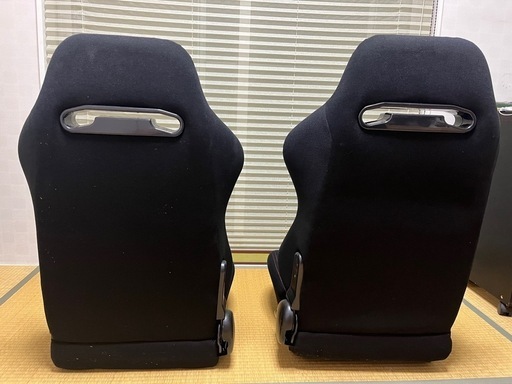 バケットシート　2個セット　　セミバケ