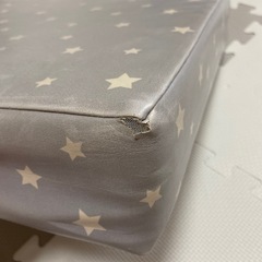 8月末削除　ダイニングイス用　子供　高さ調整クッション　の画像