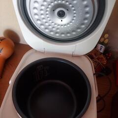 炊飯器　５合炊きの画像