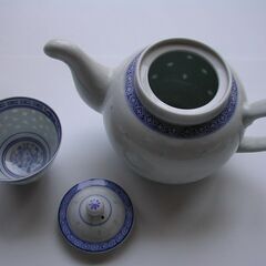 ♦️景徳鎮製 　ホタル焼♦️　急須＆湯呑5客 セットの画像