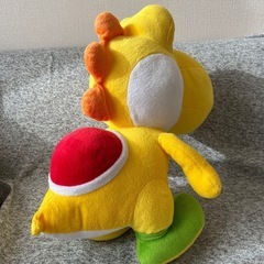 黄色いヨッシーぬいぐるみの画像