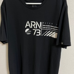 美品！トレーニング、バレーボールTシャツ