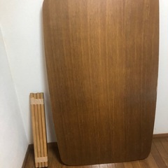 天板、足のみの訳ありダイニングテーブルの画像