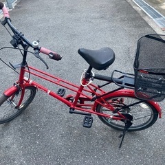 コンパクトな20インチ自転車(赤)いかがでしょか。