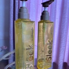 空き容器　シャンプー&トリートメント　Sleek スリークバイサ...