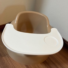 ESSIAN ベビーシート テーブル付き ベビーチェア   エシアン 離乳食 ローチェアの画像