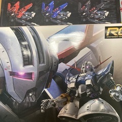 RG ジオングとバックパックプラモデル