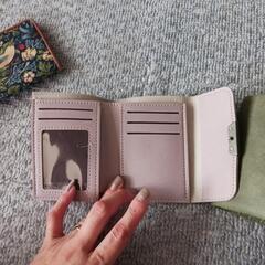 財布色々の画像