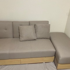 ソファ
の画像
