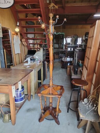 カリモク コロニアル ポールハンガー 傘立て付き コートハンガー レトロ 玄関収納　/TJ-1993