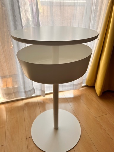 IKEAベッドサイドテーブル　LIERSKOGEN \n