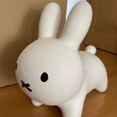 ミッフィ　ぬいぐるみ　ブルーナボンボン