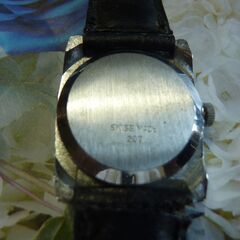 紳士用腕時計！FERO・FeLdmam 17Rubis /カレンダー機能搭載！手巻き稼働・稼働品。の画像