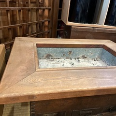 火鉢(けやき)の画像