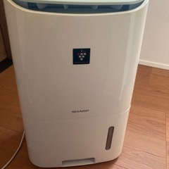 SHARP ナノイー衣類乾燥　除湿器