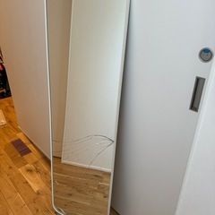 IKEA 割れた鏡　姿鏡　枠使う方など