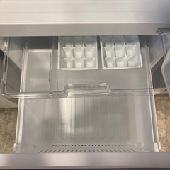 2 door refrigerator / 2 ドア冷蔵庫の画像