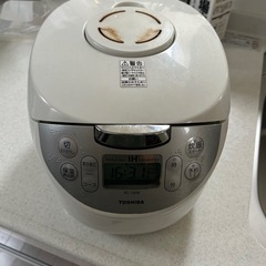 炊飯器の画像
