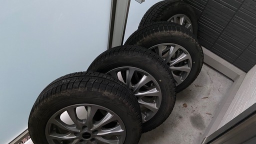 シエンタ　スタッドレスタイヤ　タイヤホイールセット4本