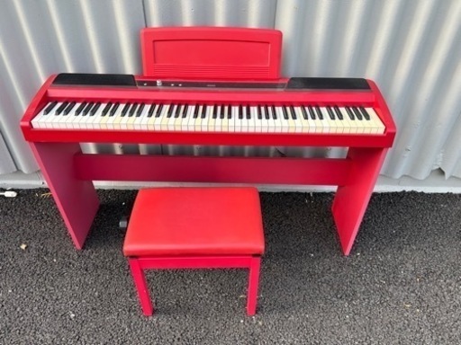 KORG 電子ピアノ　動作品　2013年式赤　日焼け有り