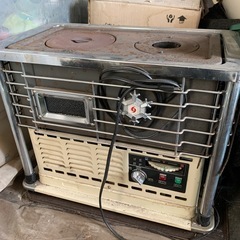 サンポット煙突石油ストーブ