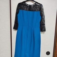 【値下げ】新品未使用👗ブルーのパーティドレスの画像