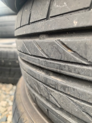 185/60R15 ヨコハマ ブルーアースE50